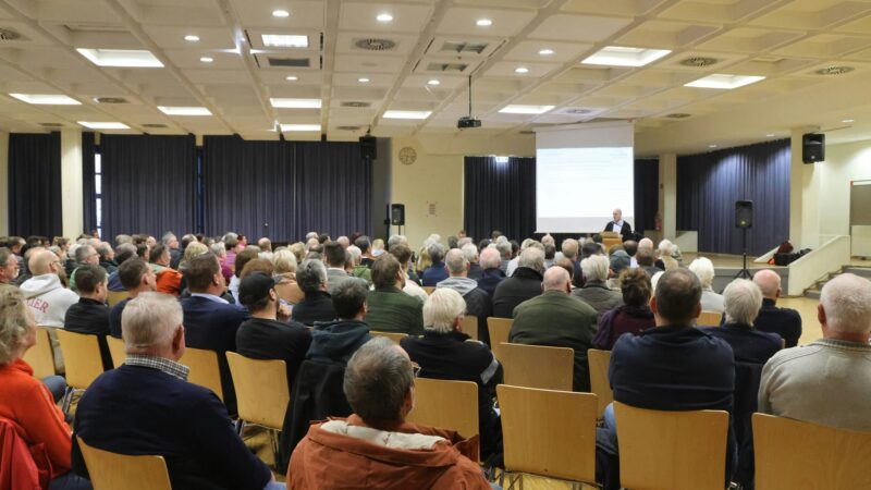 Info-Veranstaltung: Bürger kritisieren Pläne für Windkraft in Marienheide