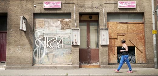 Ruhrgebiet: Sozialbetrug und Schrotthäuser – SPIEGEL TV