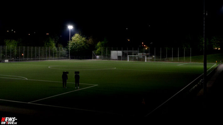 Gummersbach: Messer-Angriff bei Streit am Sportplatz – 18-Jähriger verletzt